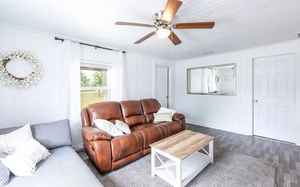 15671 BEACH RD, Perry, FL 32348