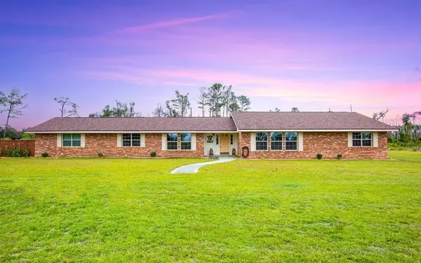 4135 NW 143 CR