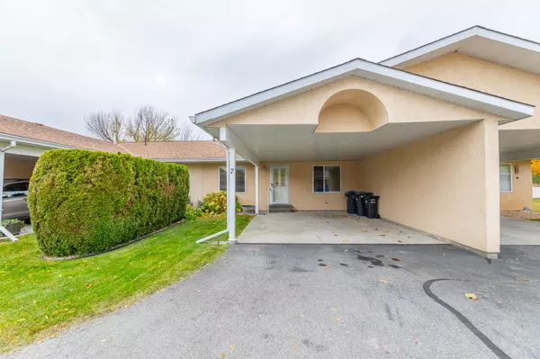 Discover Easy Okanagan Living at 145 Red Wing Place #7, Oliver BC,Riccardo Manazza