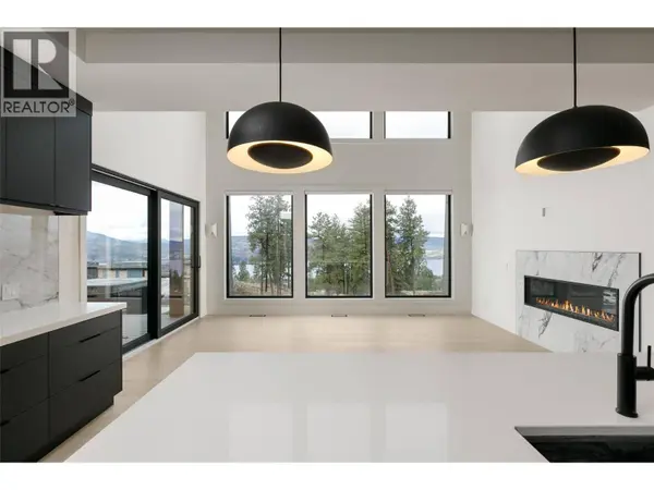 130 Flagstone Rise, Naramata, BC V0H1N1