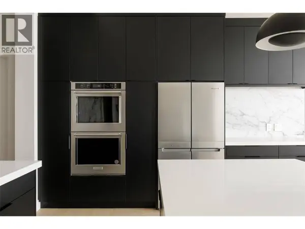 130 Flagstone Rise, Naramata, BC V0H1N1