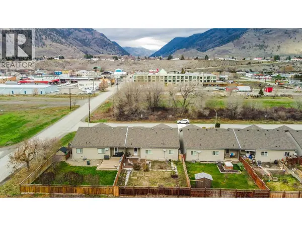 703 9TH Avenue, Keremeos, BC V0X1N3