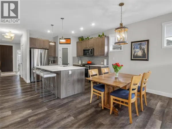 136 SENDERO Crescent, Penticton, BC V2A0C3