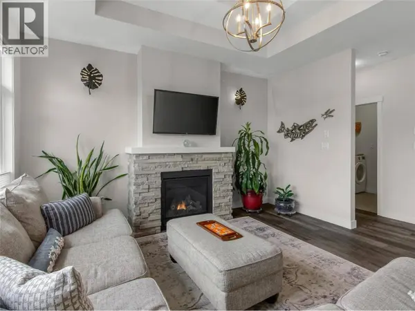 136 SENDERO Crescent, Penticton, BC V2A0C3