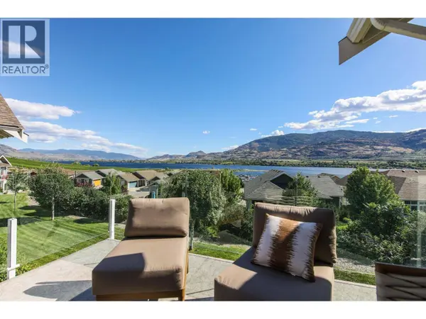 2450 RADIO TOWER RD #204, Oliver, BC V0H1T1
