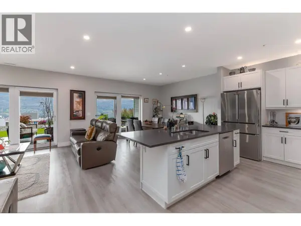 700 VISTA PARK #712, Penticton, BC V2A0B2