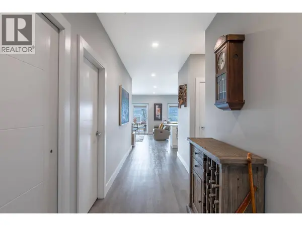 700 VISTA PARK #712, Penticton, BC V2A0B2