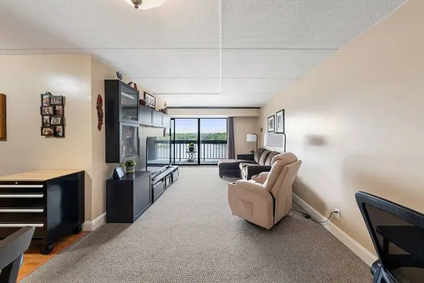 1500 Worcester Road #624, Framingham, MA 01702