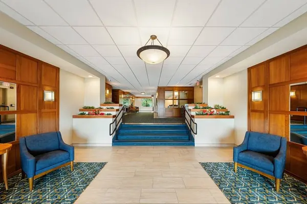 1500 Worcester Road #624, Framingham, MA 01702