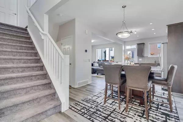 418 Windrow Common SW, Airdrie, AB T4B 4K2