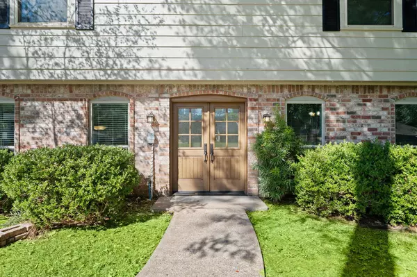 6530 Pebble Beach DR, Houston, TX 77069