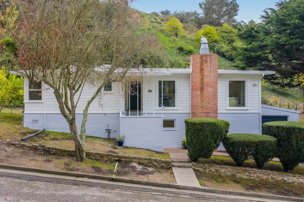 684 Canyon Dr, Pacifica, CA 94044-2402