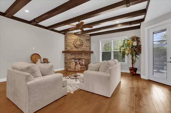 11507 CENTER LAKE DR, Windermere, FL 34786