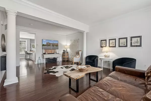 Purcellville, VA 20132-3572,203 Cenning Ter