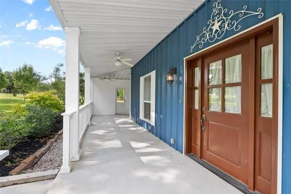 25460 W FM 1097 RD, Montgomery, TX 77356