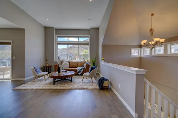 2198 Saddleback Dr, Kamloops, BC V2B 0G7