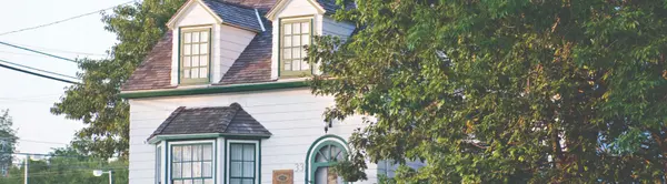 What Does $800K Buy in Halifax? (2026 Guide),Tom Moore