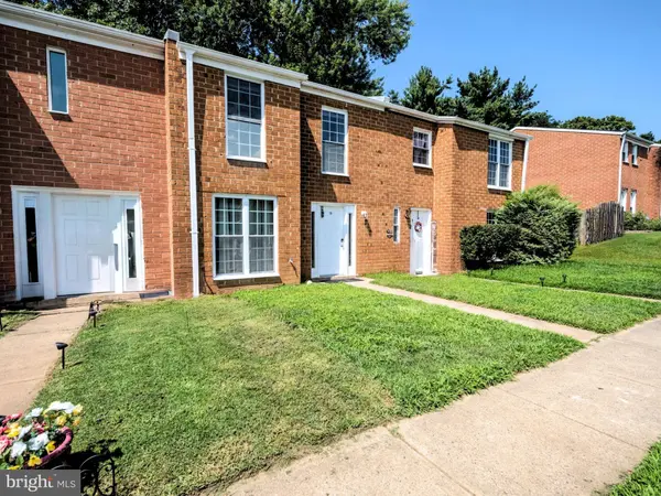 10 OAK DR, Stafford, VA 22554