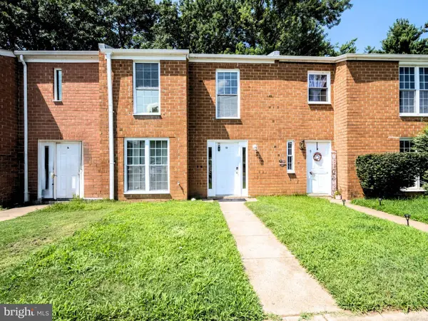 10 OAK DR, Stafford, VA 22554