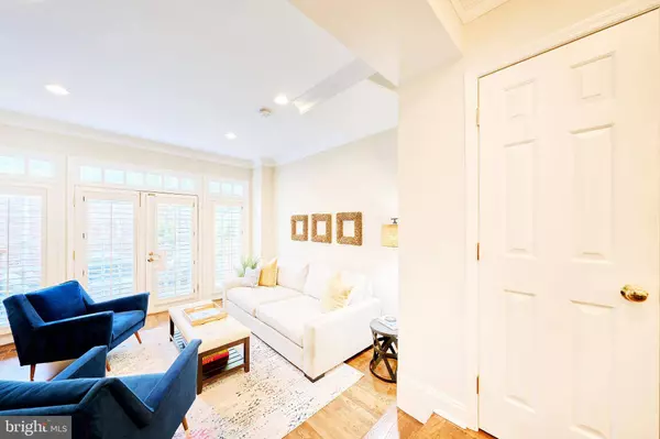 651 S COLUMBUS ST, Alexandria, VA 22314