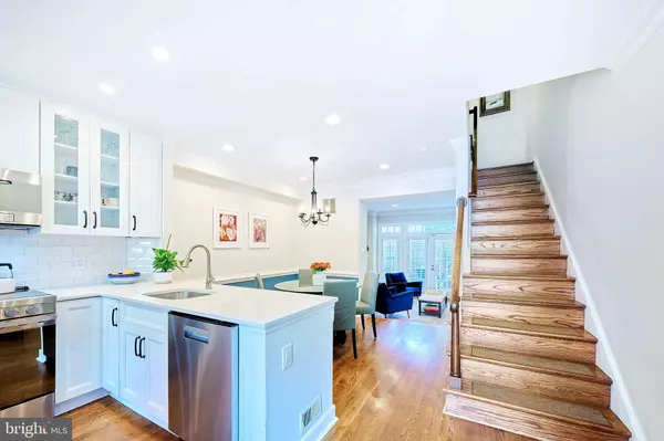 651 S COLUMBUS ST, Alexandria, VA 22314