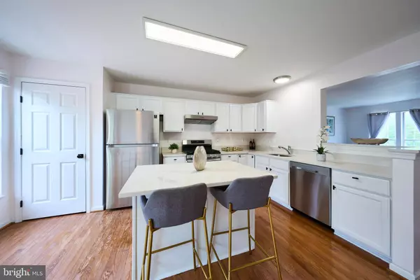 6570 OSPREY POINT LN, Alexandria, VA 22315