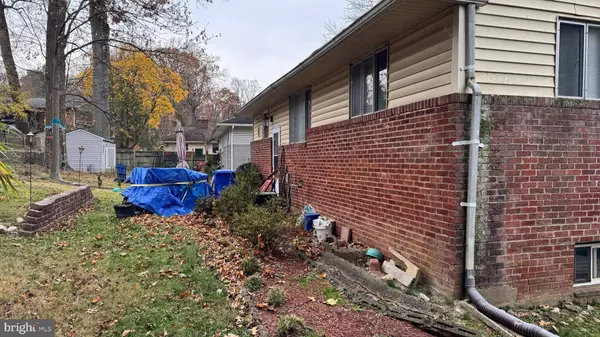 10705 LOCKRIDGE DR, Silver Spring, MD 20901