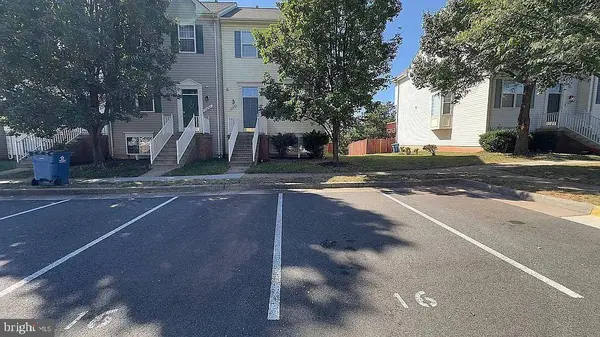 21095 MOSSY GLEN TER, Ashburn, VA 20147