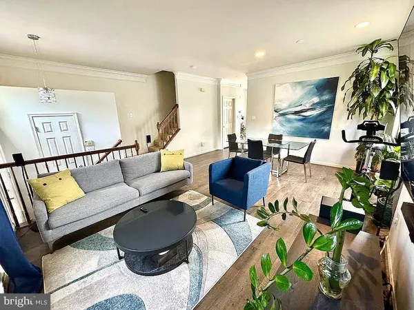 21095 MOSSY GLEN TER, Ashburn, VA 20147