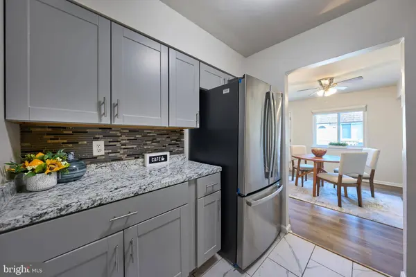 3815 BURLINGAME PL #33E, Alexandria, VA 22309