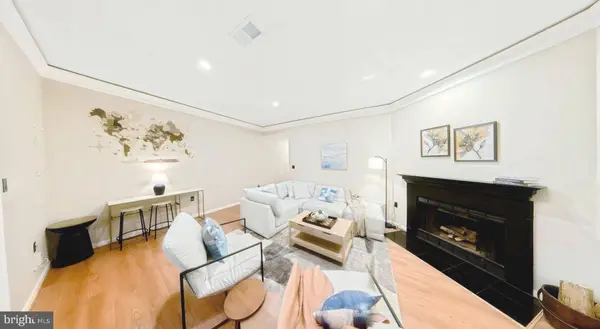5473 MIDDLEBOURNE LN, Centreville, VA 20120
