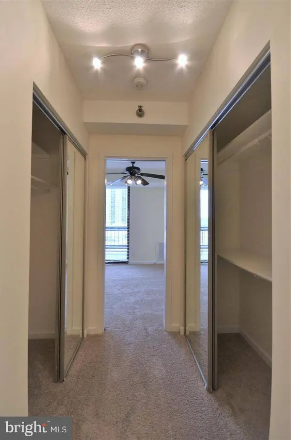 5505 SEMINARY RD #708N, Falls Church, VA 22041