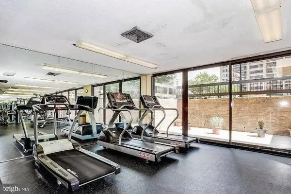 5505 SEMINARY RD #708N, Falls Church, VA 22041
