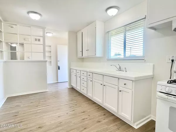 1596 Casarin Avenue, Simi Valley, CA 93065