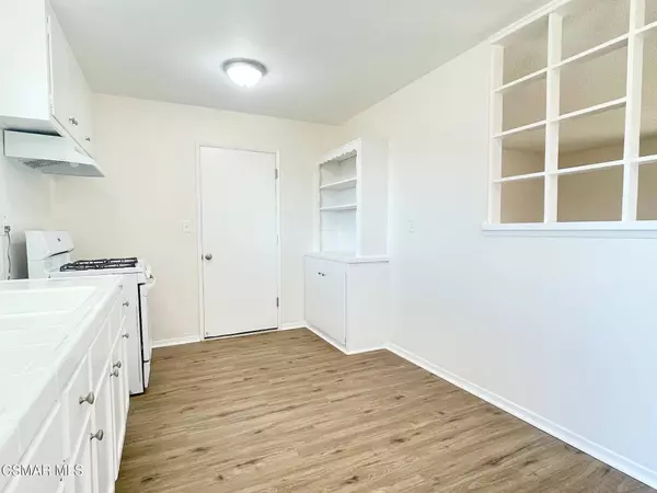 1596 Casarin Avenue, Simi Valley, CA 93065