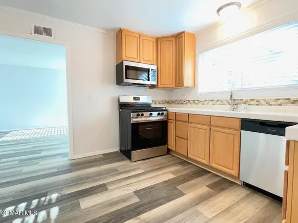 4881 Muirwood E Court, Simi Valley, CA 93063