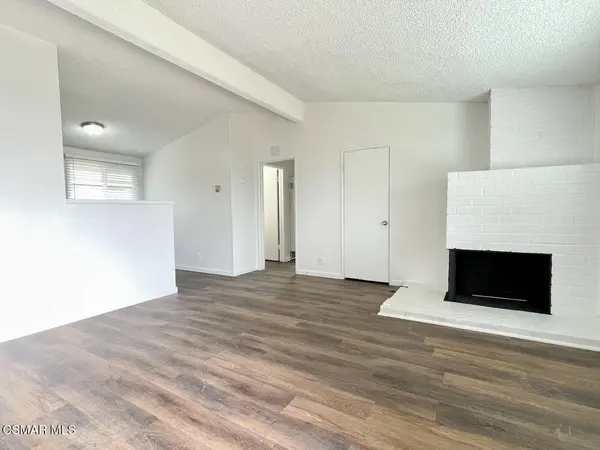 1070 Dennis Avenue, Simi Valley, CA 93065