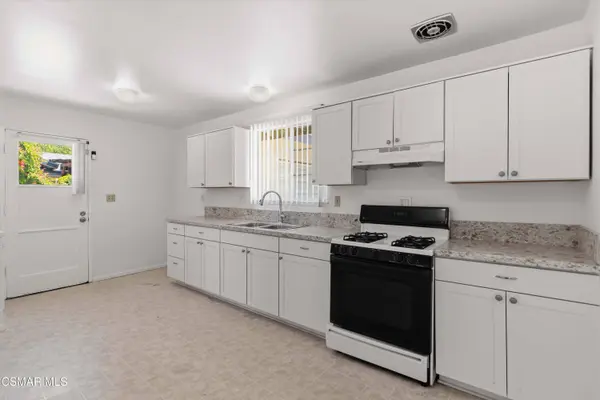 1441 Ahart Street, Simi Valley, CA 93065