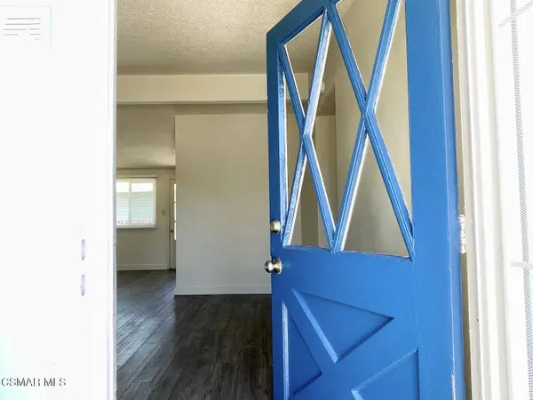 1404 4th Street, Simi Valley, CA 93065