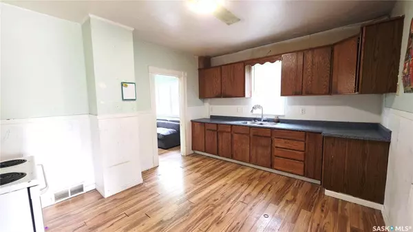 1907 14th STREET W, Prince Albert, SK S6V 3P3