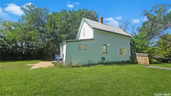 1907 14th STREET W, Prince Albert, SK S6V 3P3