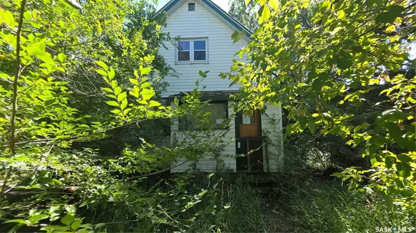 1907 14th STREET W, Prince Albert, SK S6V 3P3