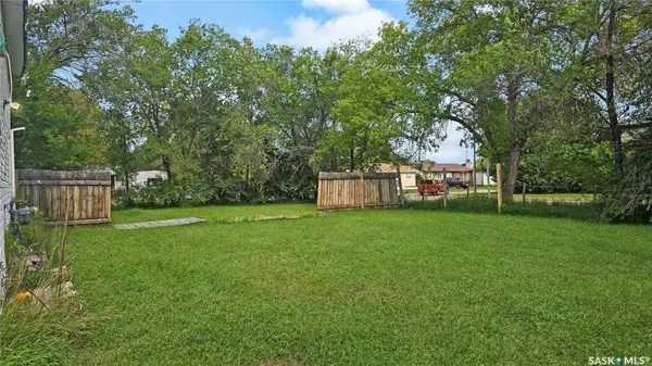 1907 14th STREET W, Prince Albert, SK S6V 3P3