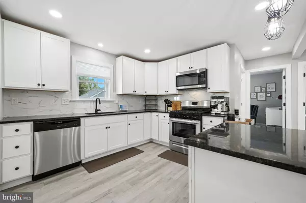 1234 LINCOLN AVE, West Deptford, NJ 08096