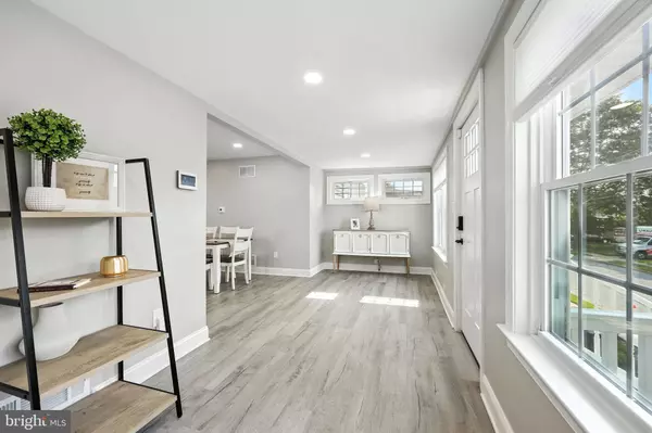 1234 LINCOLN AVE, West Deptford, NJ 08096