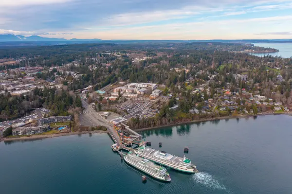 Poulsbo vs Bainbridge Island: Which Is Right for You?,Abbey Childers