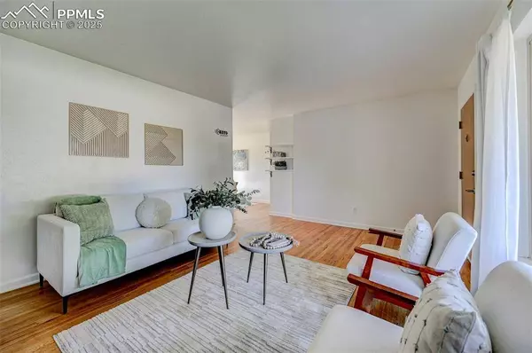 2903 Illinois AVE, Colorado Springs, CO 80907