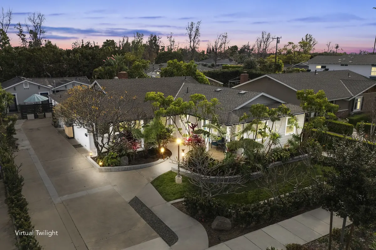 634 E Adams Ave, Orange, CA 92867-4945