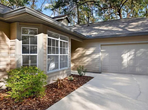4412 SW 101st Dr, Gainesville, FL 32608