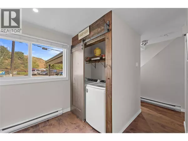 700 Collingwood DR #4, Kamloops, BC V2B6B9